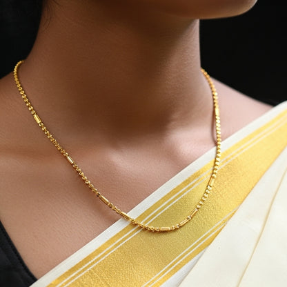 Elegant 22K gold-plated link chain necklace for men and women – diamond-cut finish, perfect for daily and festive wear