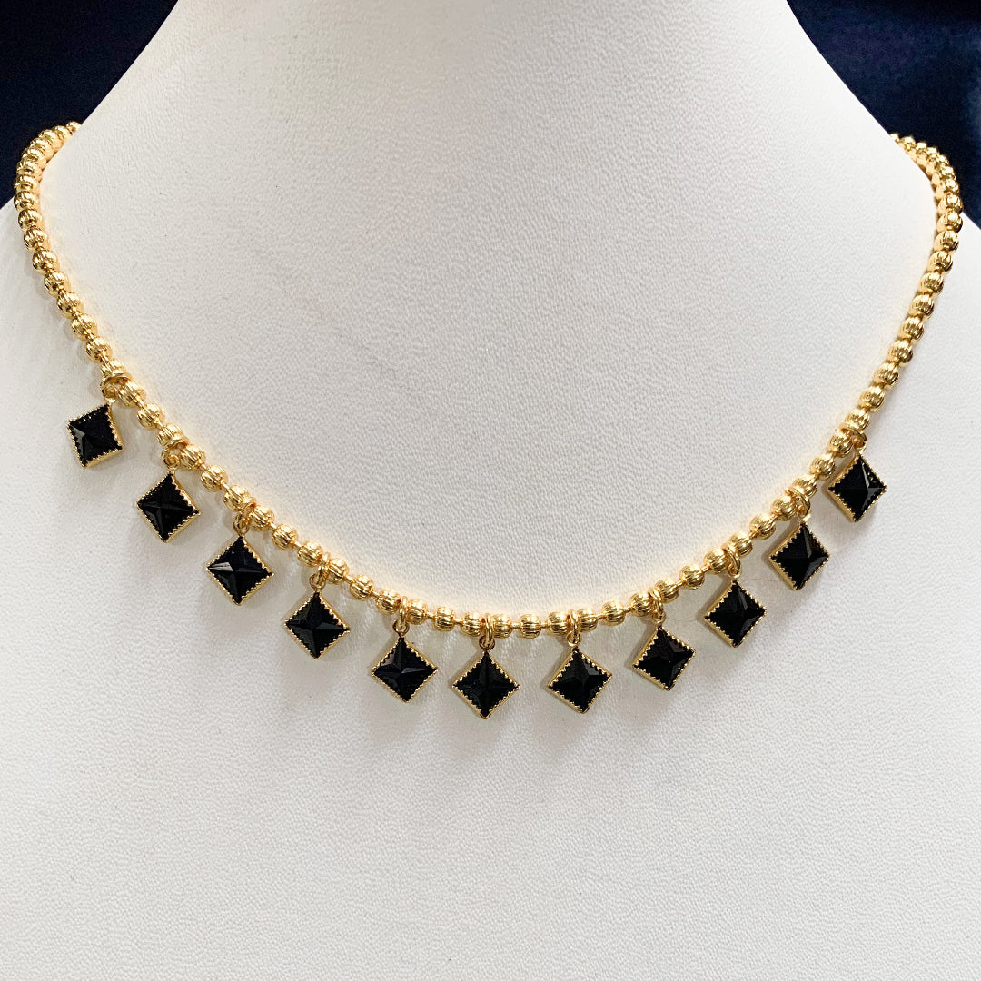 Girls’ gold-plated necklace with delicate beads and black square charms – chic fashion jewelry for everyday style