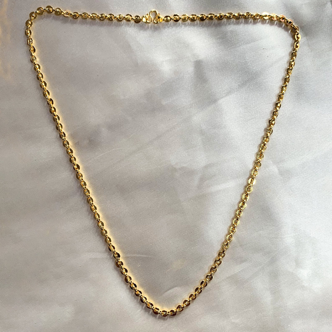 Gold-plated chain necklace with puff marine link design and 24K gold finish – bold and elegant unisex jewelry