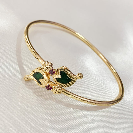 Traditional gold-plated Manga Palakka bangle bracelet – South Indian ethnic jewelry with classic leaf design