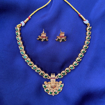Gold-Plated Kemp Mango Mala Necklace with Green Stones & Lakshmi Pendant – Earrings Included