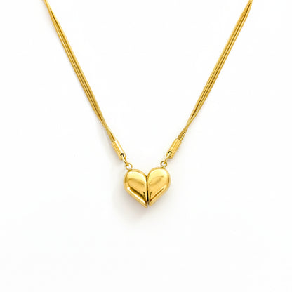 Magnetic Heart Lock Necklace – 18K Premium Gold Plated | Anti Tarnish