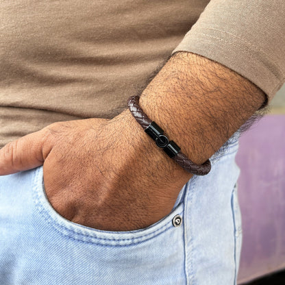 Men’s Brown Braided Leather Bracelet with Black Clasp – Stylish & Durable Casual Jewelry
