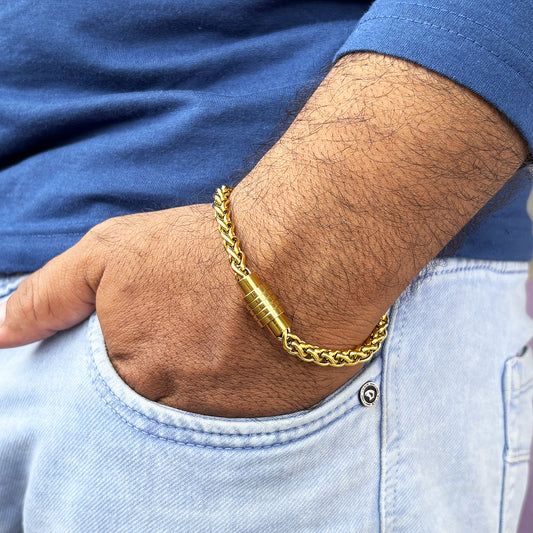 Men's Gold-Plated Wheat Chain Bracelet with Magnetic Clasp – Stylish Daily Wear
